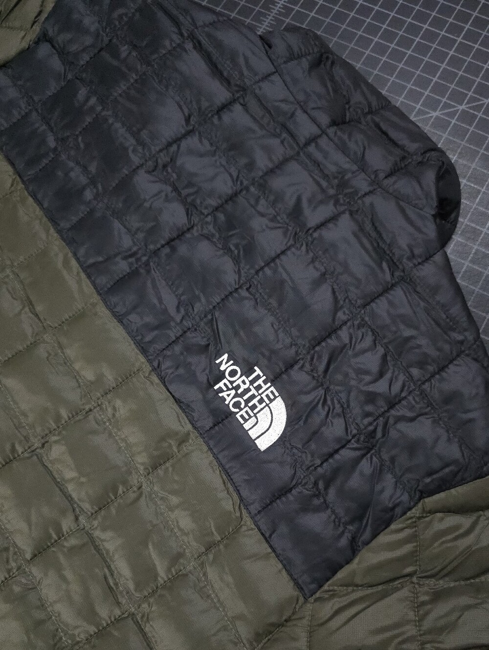 The North Face ThermoBall Eco Insulated Jacket - Picture 10 of 13
